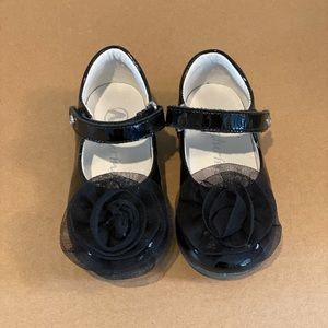 Naturino patent leather toddler shoes size 6